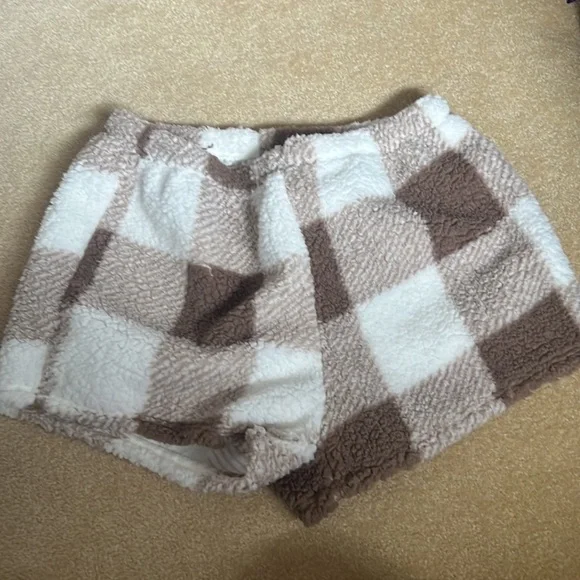 Matching set - Picture 2 of 2